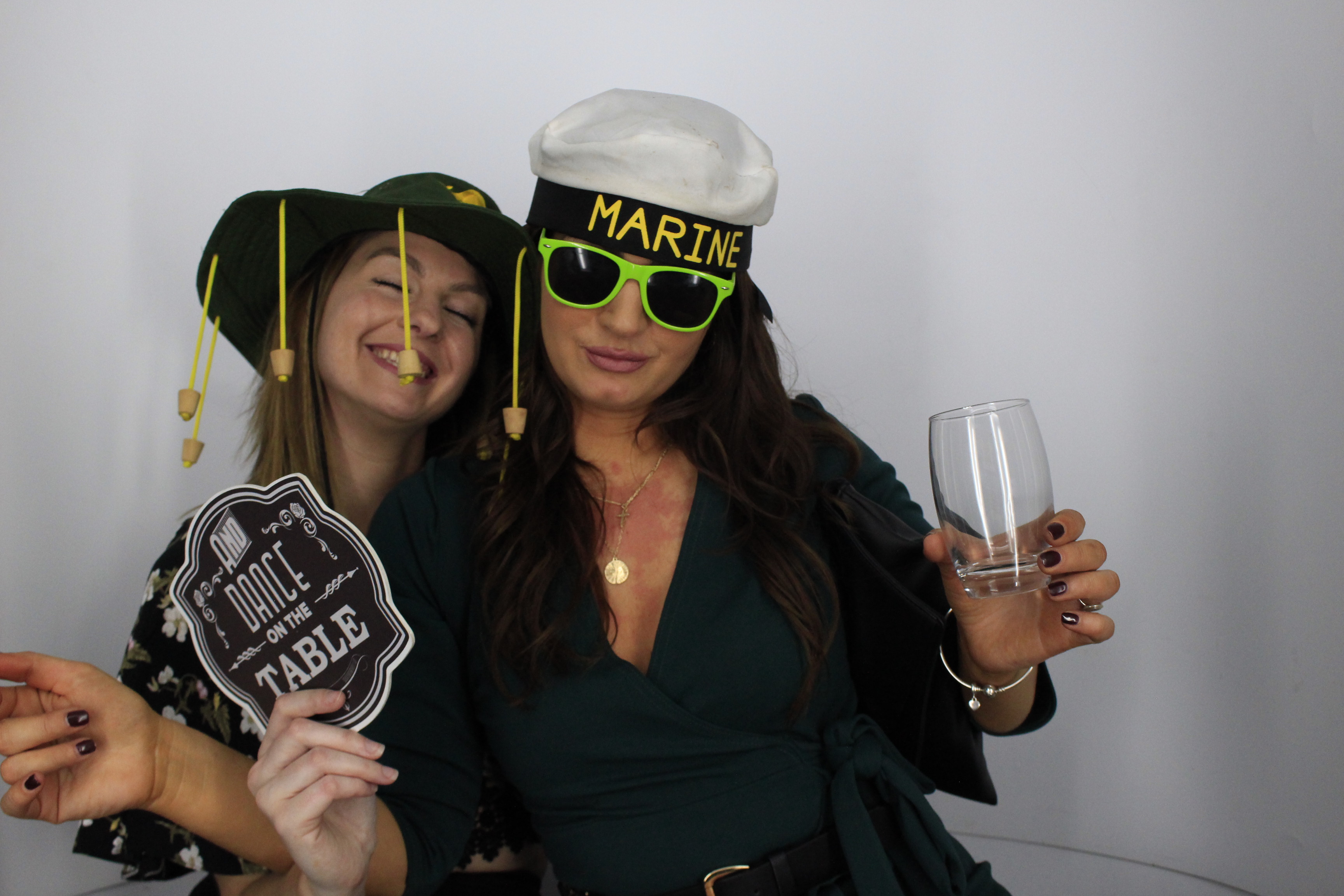 Darren and sarah’s 40th birthday celebration | View more photos from the event at gallery.myphotoboothexperience.co.uk/u/MyPhotoBoothExperienceLtd/Darren-and-sarah’s-40th-birthday-celebration
